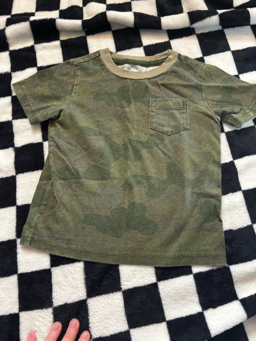 18/24 month camo baby gap shirt